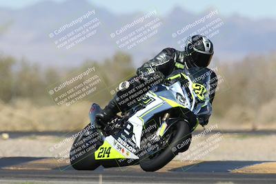 media/Apr-19-2025-CVMA (Sat) [[586b59ad56]]/Race 13-Amateur Supersport Open/